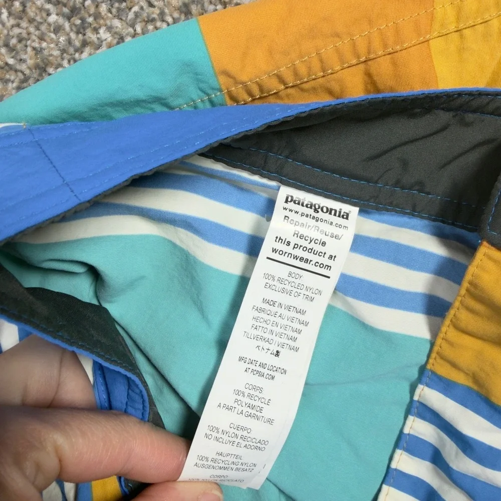 Patagonia Wavefarer Boardshorts Mens 30 Striped Blue Orange Recycled Nylon Swim